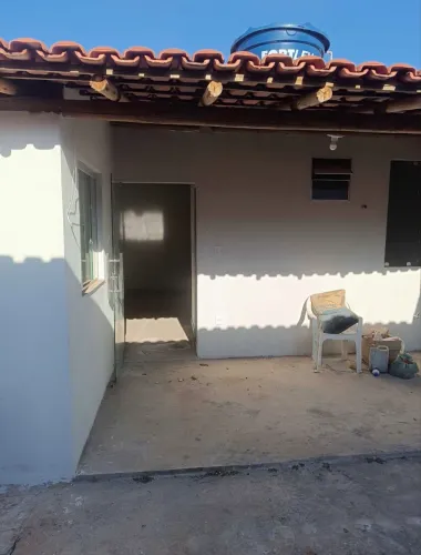 Vendo casa recém reformada no Shell em Linhares