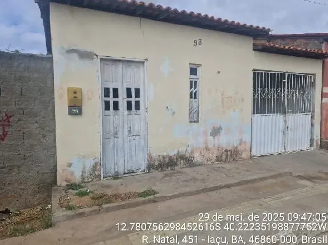 Imóvel com boa estrutura  Casa no Boiadeira, Iacu - BA, Nº 93, 2 quartos, 1 vaga, 174,16m²