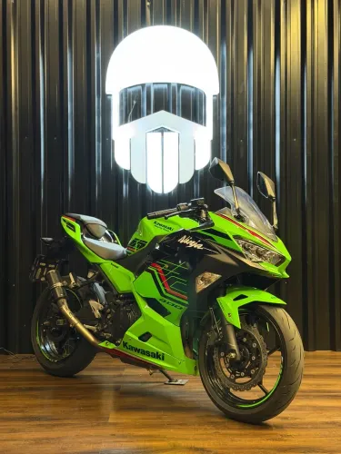 NINJA 400