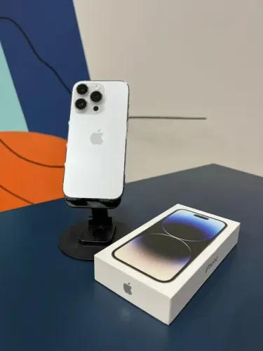 IPhone 14 Pro 128GB  Branco Saúde de bateria 90% Semi Novo | Loja Fisica |