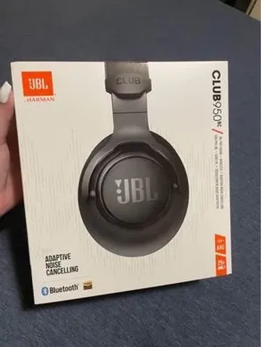 Headphone JBL Club 950NC c/ cancelamento de ruído