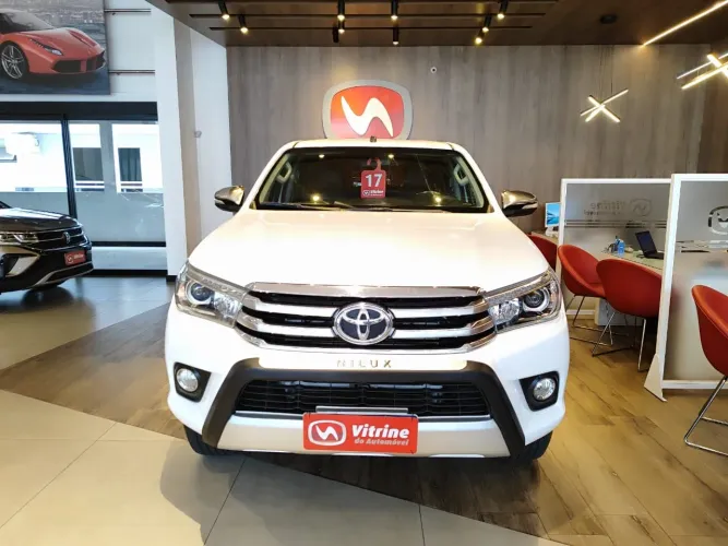 Toyota Hilux CD SRX 4X4 2.8 TDI 16V Diesel Aut. 2017