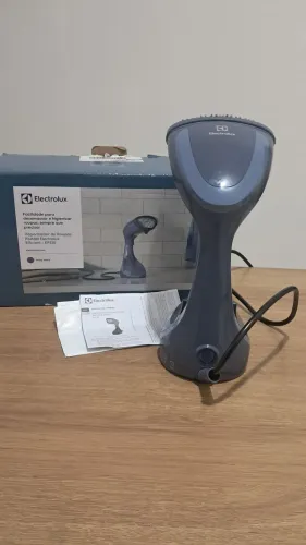 Vaporizador de Roupas Portátil Electrolux Efficient EPS10 ( Novo na Caixa )