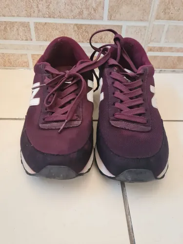 Tênis New Balance 501