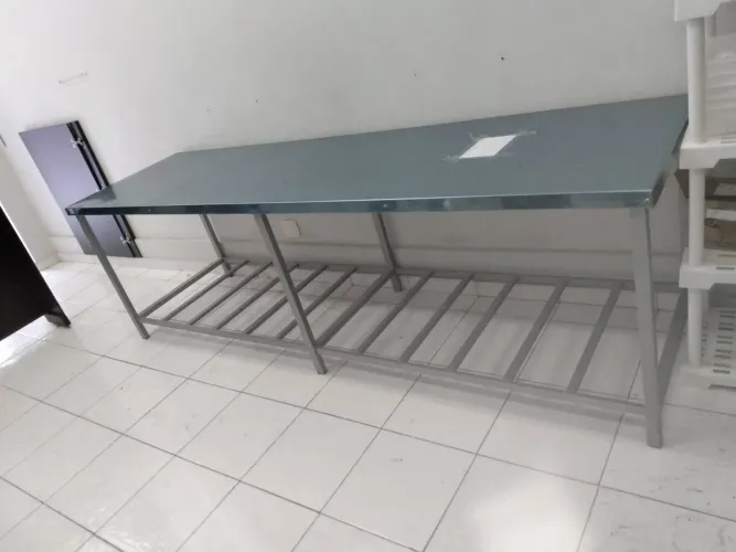 Mesa de alimentos, a melhor do mercado , frete grátis 