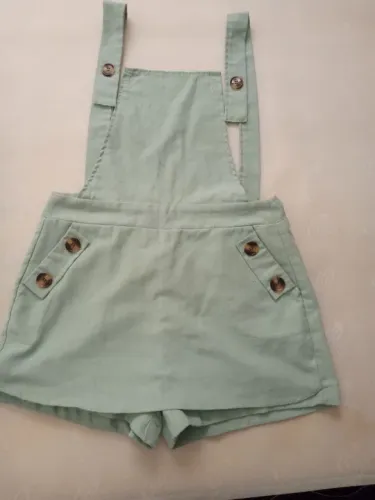 Vende macacão saia