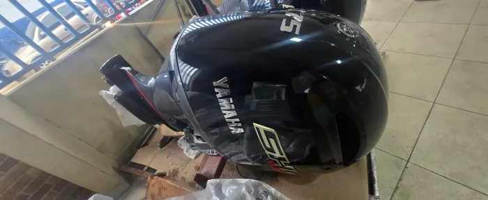 Motor de Popa Yamaha SHO MAX 175 hp ( NOVO )