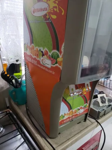 Máquina de Suco BEBA FRUTA....