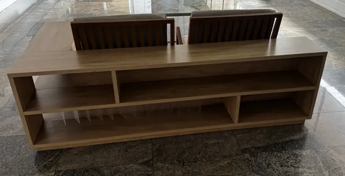 Aparador para sofá zerado