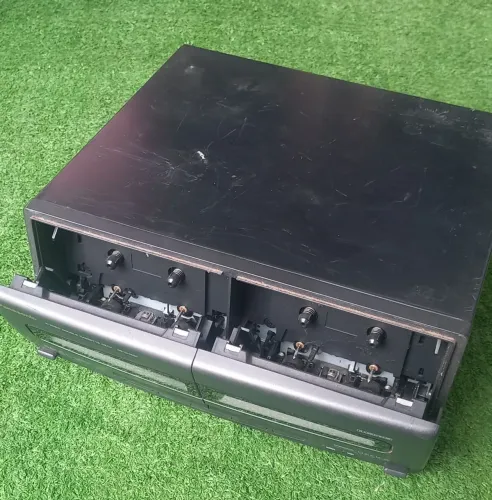 Noninho Deck Panasonic RS-CH550 está sem o cabo flat