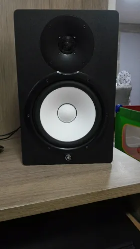 Monitores de Áudio Yamaha HS8