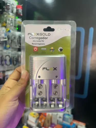 Carregador de Baterias  Desligamento automático Carrega AA /AAA / 9V