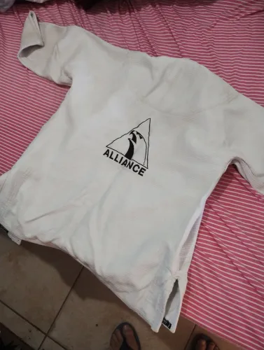 Kimono de jiu jitsu infantil M1 Alliance 