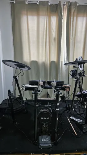 Bateria eletrônica roland Td-11 KV