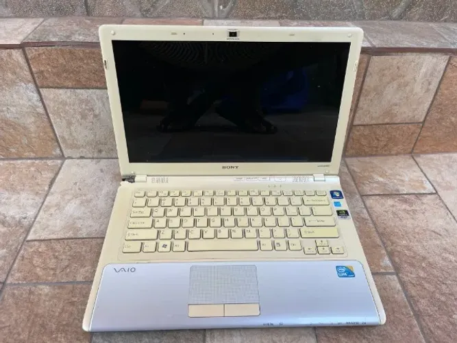 Notebook Sony Pcg-61411L , Não Liga, No Estado Para Reparo Ou Peças!