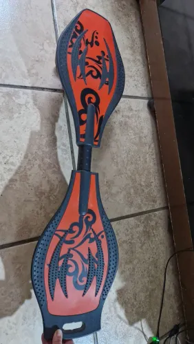 Waveboard Skate Duas Rodas<br><br>Enjoei.com<br>R
