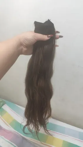 Cabelo Viatinamita, castanho, ondulado, morena iluminada. 2 faixas pronto pra uso.