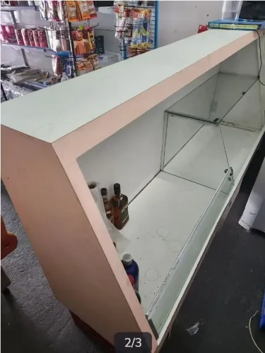 Balcao para pães em MDF de parede 2 m larg X 90 cm alt X 50 cm prof.