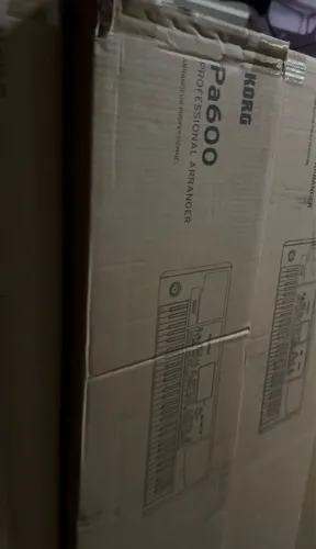 Korg Pa600 