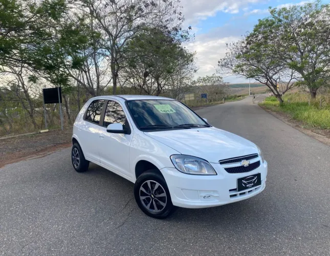 GM Celta 1.0 LT Hatch Manual Flex 2014 Completo
