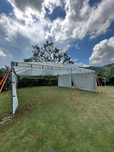 VENDA DE TENDA PIRAMIDAL (NOVA)