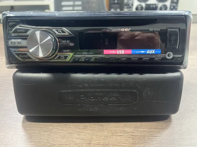 Som Automotivo Pioneer DEH-1550UB novo zero com todos acessórios originais