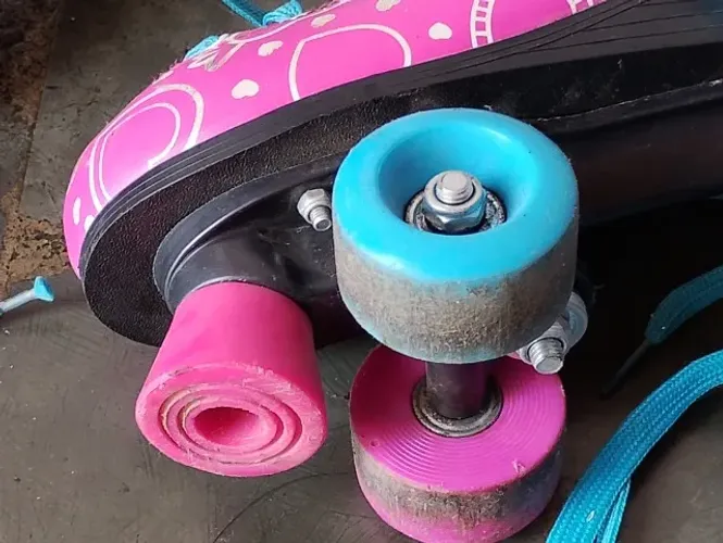 Patins tamanho 38