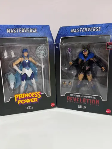 Lote Figuras Frosta e Evil Lyn Masters of the Universe She-ra Mattel Masterverse