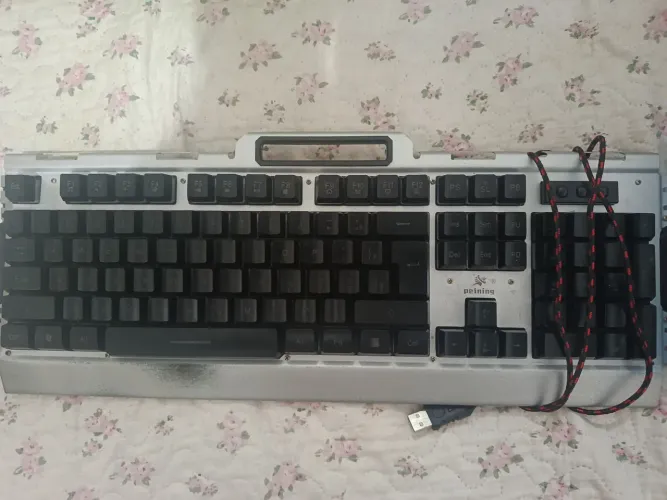 TECLADO GAMER RGB + FONE GAMER RGB