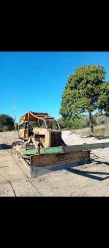 Vende se máquina de esteira