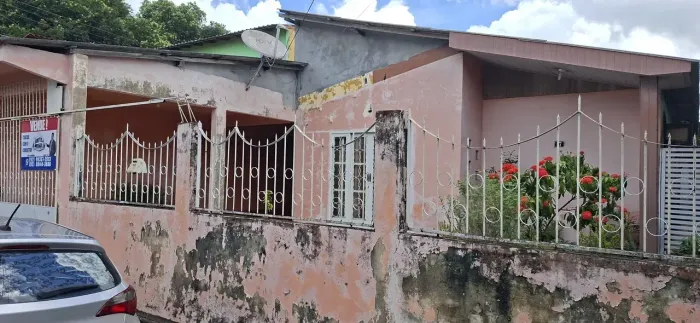 DOM PEDRO - CASA A VENDA - 500.000