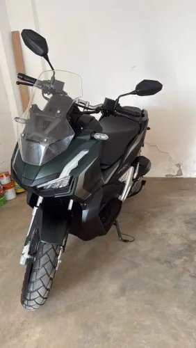 Honda ADV 150 2024