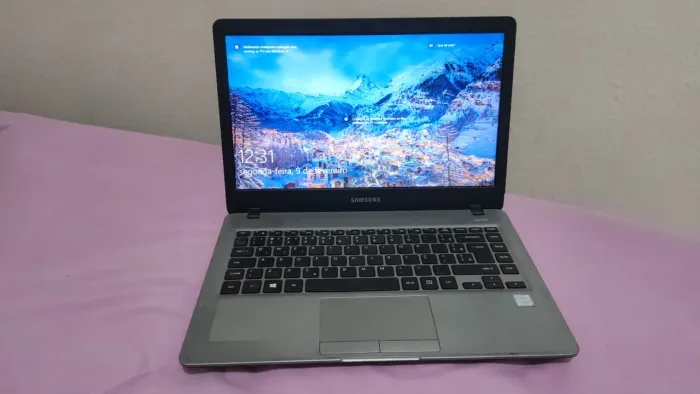 Notebook Samsung Essentials