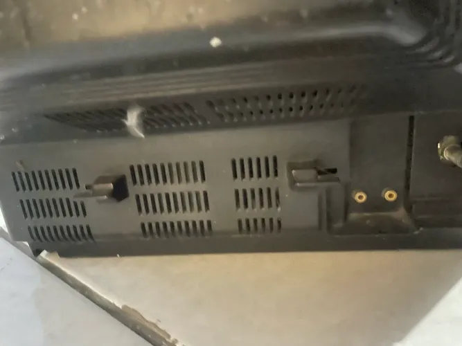 Tv sanyo de tubo. Modelo: cfp3771