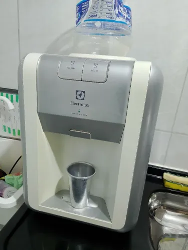 Bêbedo de água gela muito