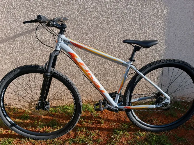 Bike Aro 29 Semi-Nova