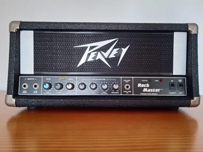 Amplificador Peavey Rock Master - 100% valvulado - Anos 80 - Made in USA
