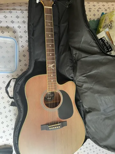 Violão elétrico acorde