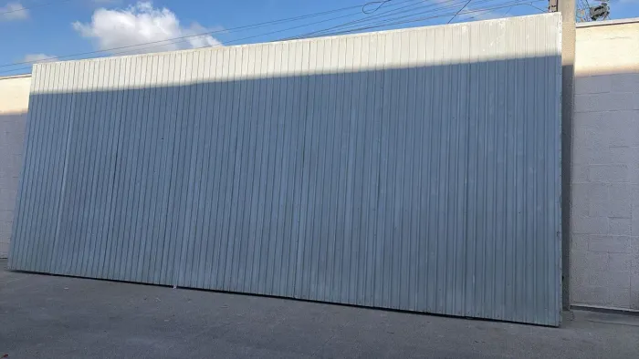 Portão de Metalão 8x3.40