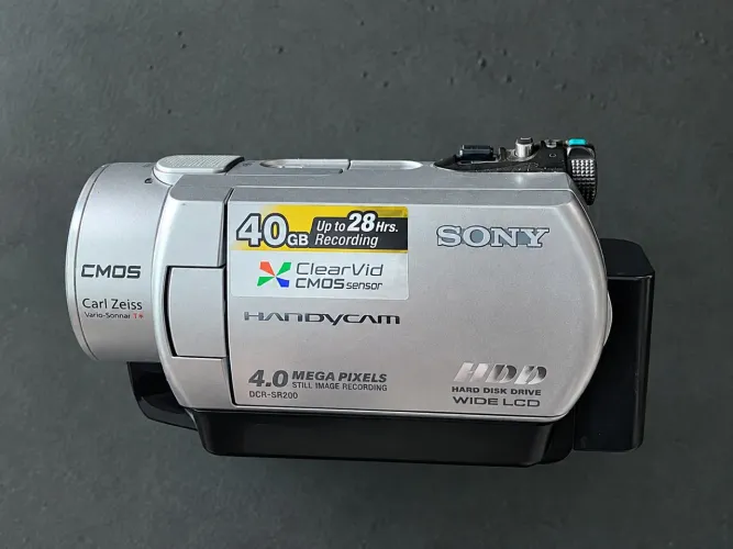 Filmadora Sony handycam CDR-SR200