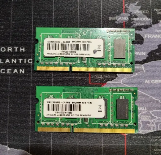 Kit duas Memórias DDR3L de 4GB para notebook frequência de 1600 MHz