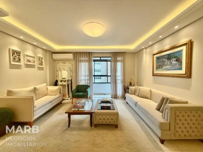 Apartamento com 4 dormitórios, sendo 3 suítes, com churrasqueira à venda, 203 m² por R$ 4.