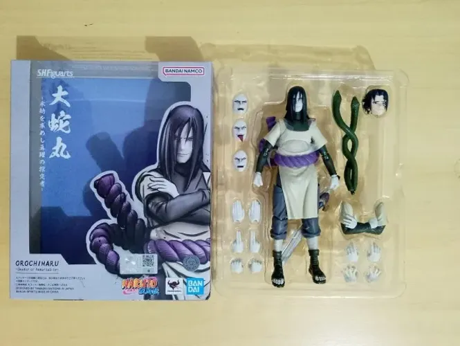 Orochimaru SH Figuarts - Bandai - Naruto