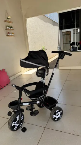 Triciclo Zupa Baby Style Preto com Capota e Haste - Completo