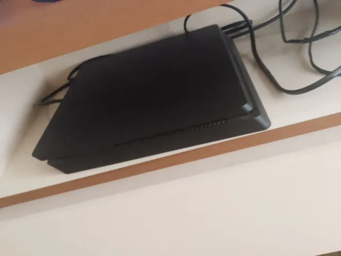 Playstation 4 + Projetor
