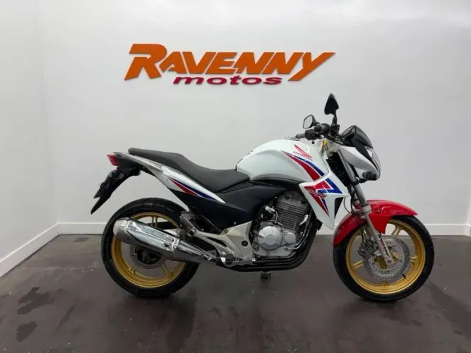 HONDA CB 300R 2015-2015