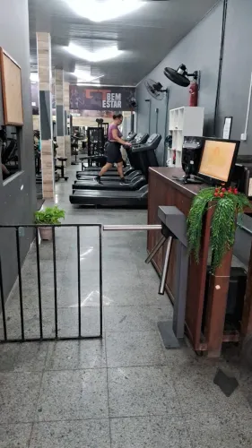 Academia de Musculação e ginástica completa  