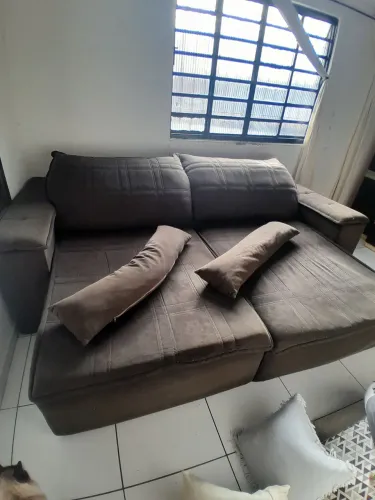 Sofá retrátil
