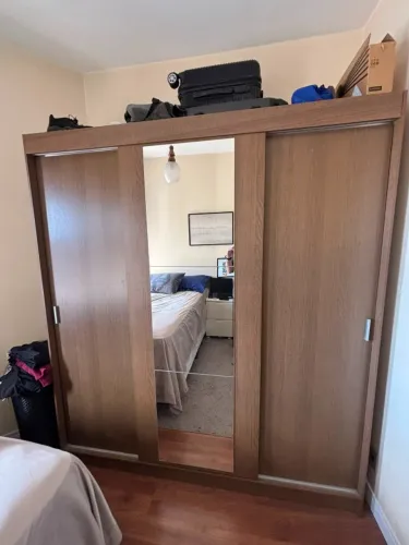 Vendo Guarda Roupa Novo