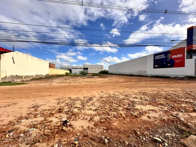 Terreno à venda de 500 m2 na Avenida Sete de Setembro